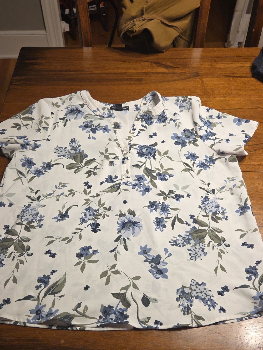 Hilary Radley White Short Sleeve V-Neck Top with Blue Floral Print